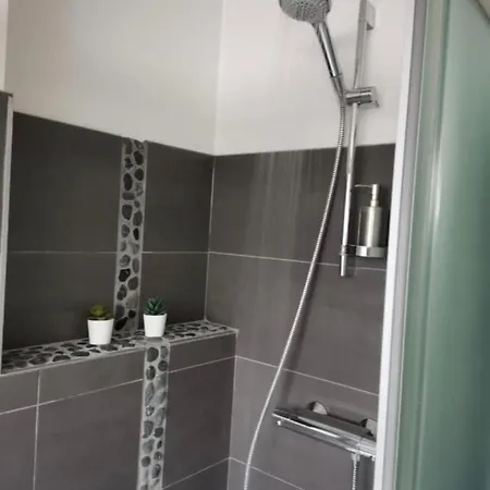 Apartment La 159 *